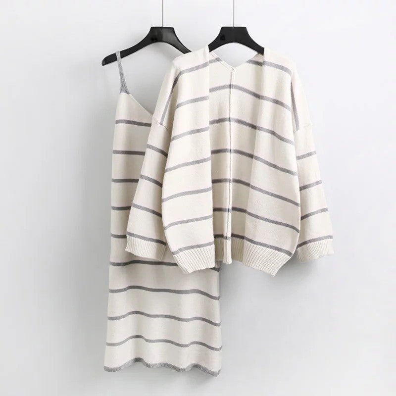 Women's long sweater knit cardigan
