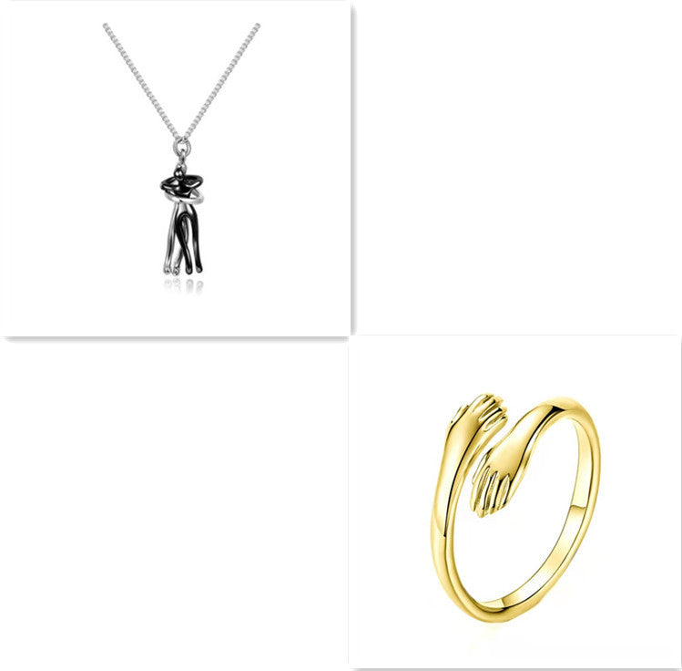 Love Hug Necklace – Unisex Clavicle Chain for Couples